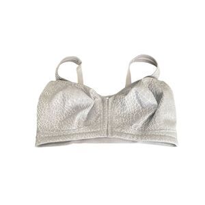 Fashion Bra 38 G Wire Free Smooth Cups front closures